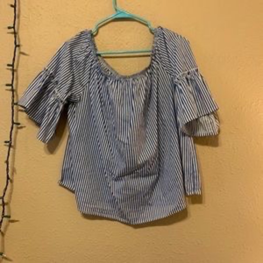 BLOUSE